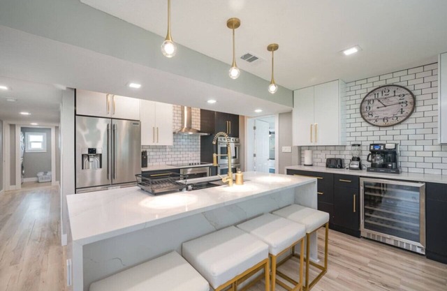 Heated Pool, Sleeps 12, Near Beach, Parkside Oasis