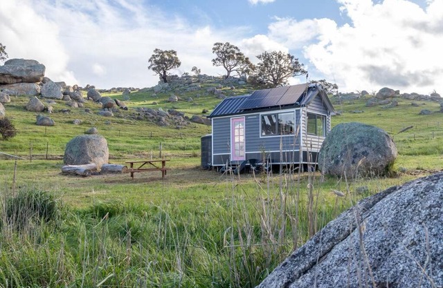 Heathcote Valley Tiny House - Tiny Stays