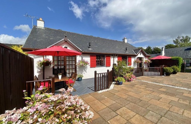 Heather Cottage Luss