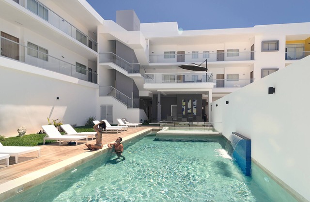 Heaven Hotel