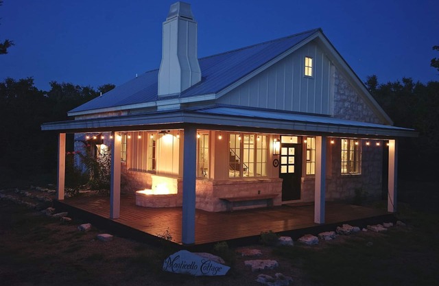 El cielo en las colinas. Bienvenido a Monticello Cottage