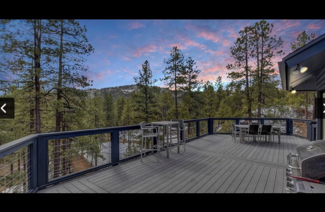 Heaven on Earth. Sleeps up to 18. Majestic views.