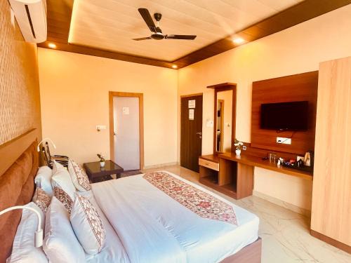 Heaven Resort Ayodhya