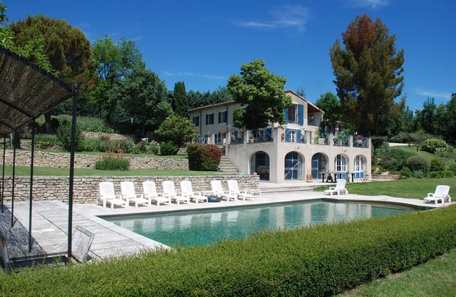 Casa celestial Luberon, 5-7 dormitorios, 5-6 baños, tenis, piscina, impresionantes vistas.