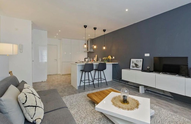 Heavenly Apartment with cosy patio at 10 min from the beach