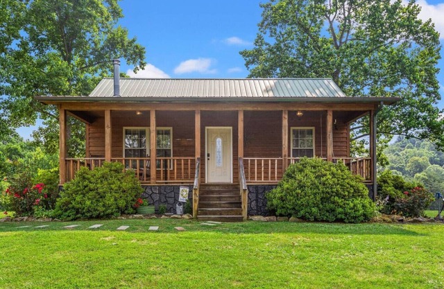 Escapada aislada cerca de Red River Gorge, KY - ¡Jacuzzi, WiFi, 30 acres para explorar!
