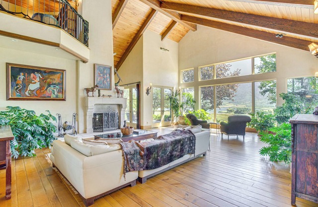 Heavenly Steamboat Home: 50 Acres, Hot Tub, Views!