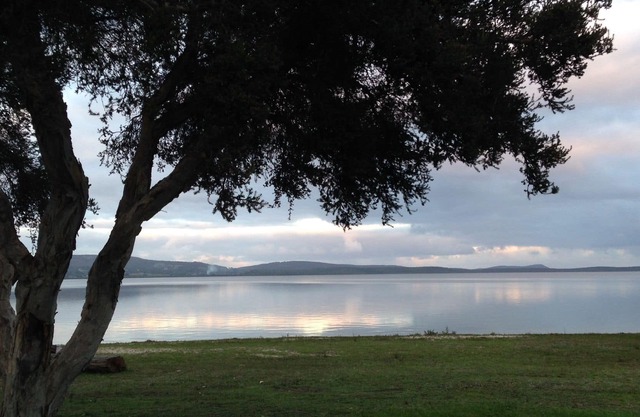 Hebe Cottage - A orillas del puerto de Oyster - ¡Al igual que Grandma's Place!
