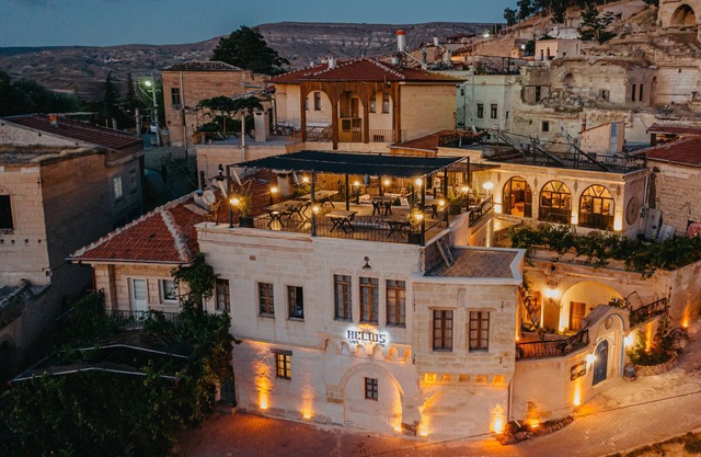 Helios Cave Hotel