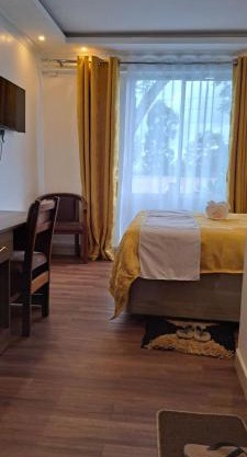 Hellenis Guest House