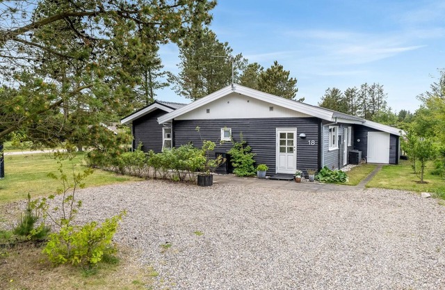 "Helmer" - 5km from the sea by Interhome