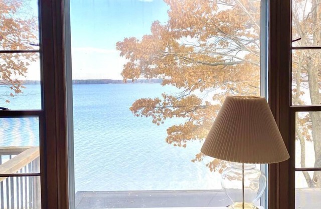 Hemingway's Hideaway: Your Perfect Summer Lakefront Escape with Stunning Lake Views