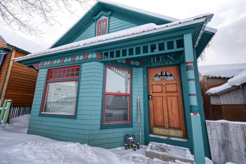Hen House A Cozy Victorian Escape