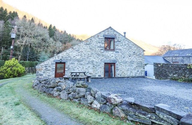 Hendre Bach Granero, ABERGYNOLWYN