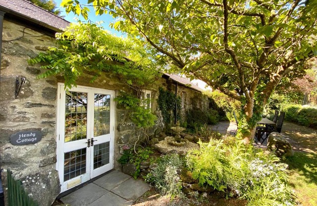 Hendy Cottage