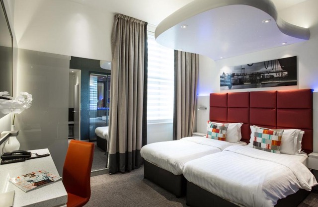 Henley House Hotel