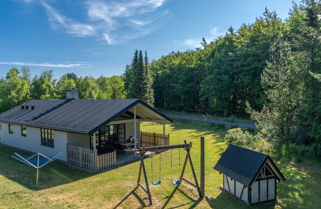 "Henny" - 1.5km from the sea by Interhome