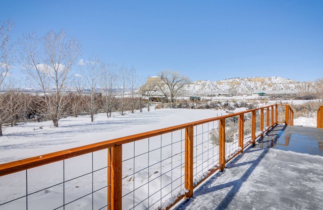 Henrieville Vacation Rental, 18 Mi to Bryce Canyon