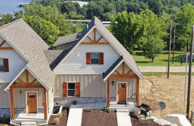 Here's your "Life on the Lake" - Relax, rejuvenate, Wheelchair Access !