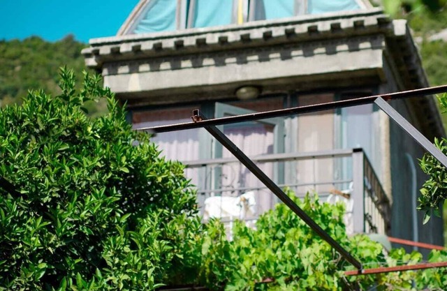 Heredot's House