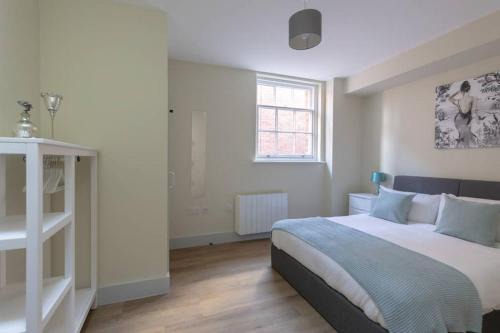Hereford City Centre - Apartment 4, Isabella House - Modern Apartment In The Heart of The City - Sleeps 4 Guests - Hosted by RENTMYHOUSE