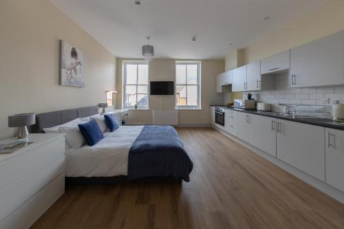 Hereford City Centre - Apartment 7, Isabella House - Modern Apartment In The Heart of The City - Sleeps 2 Guests - Hosted by RENTMYHOUSE