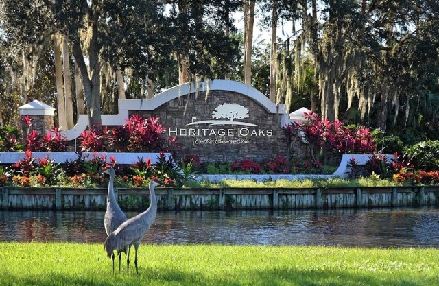 Heritage Oaks Golf and Country Club FIRST FLOOR Condo...