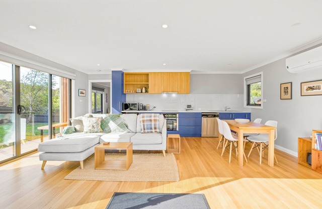 Herlihys On Huon - Cabin 1 - Lymington