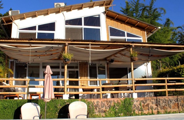Hermosa Casa Bamboo Con Vistas!