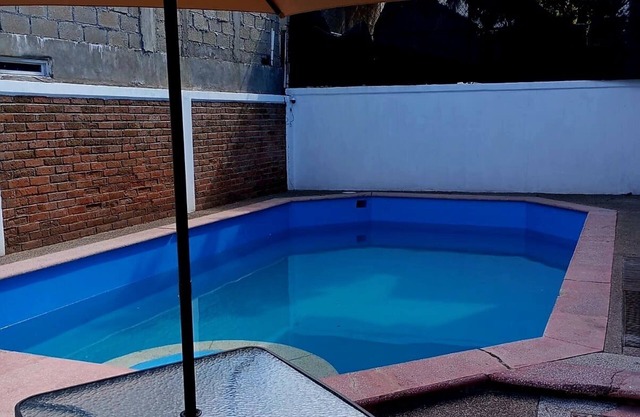 Casa, cómoda y fresca, con alberca y terraza privada, a/c, ventiladores de techo