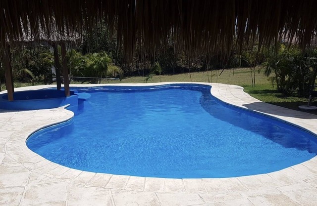 Hermosa casa en el Gariton Monterrico, cerca de la playa