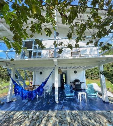 Hermosa Casa frente al Río