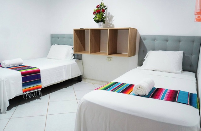 Encantadora Habitación Twin para Dos, en Coveñas