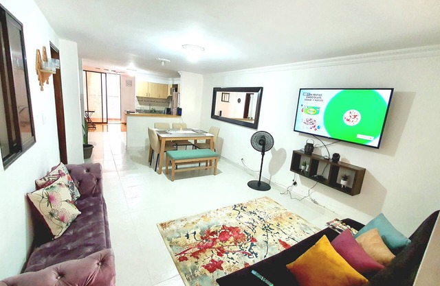 Hermosa y confortable casa, ideal para familias