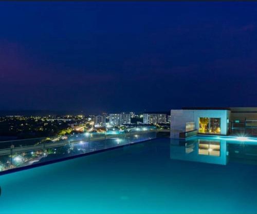 Hermoso apartamento, moderno, club house, excelente ubicación!,