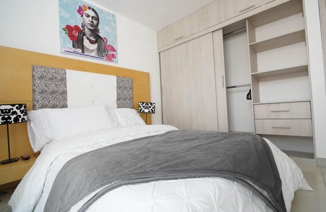 HERMOSO APARTAMENTO NUEVO,MODERNO,POR DÍAS,SEMANAS