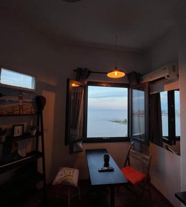 Hermoso apto frente al mar.