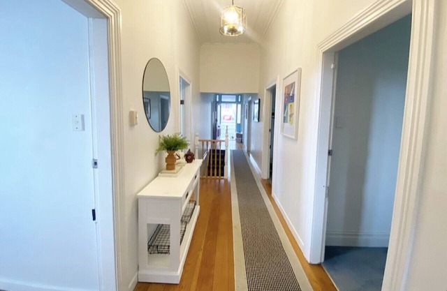 Herne Bay Villa - Upper Reserve (7 bedrooms)