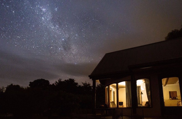 Herons Rise Vineyard Accommodation-The Studio