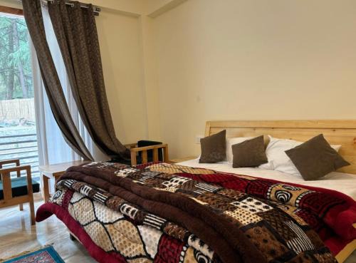 Hg resort and camp kasol