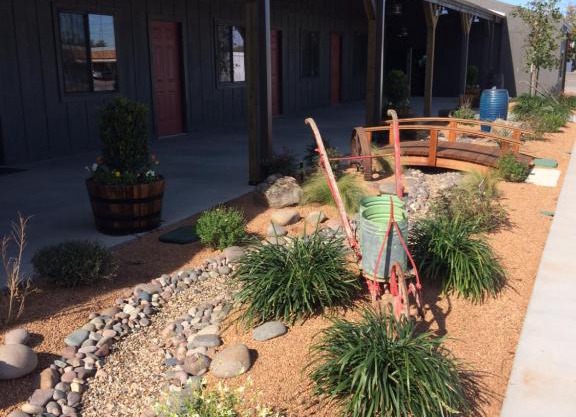 HH Creek Inn