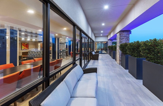 HI Express El Paso Downtown by IHG