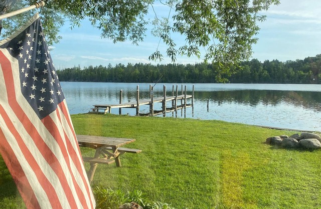 NUEVO LISTADO DE LAKEFRONT - Hiawatha Creek Camp - Acceso al lago Torch