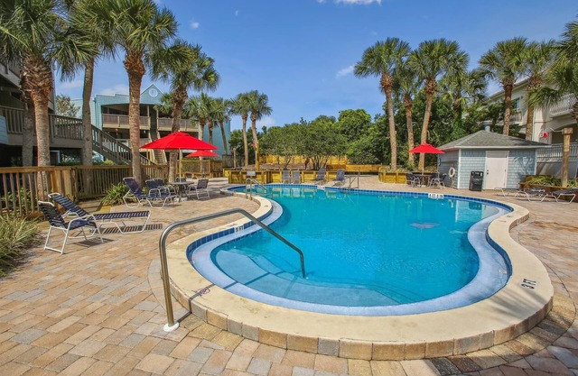 Hibiscus H104: Cozy Island Retreat With Comfort & Charm