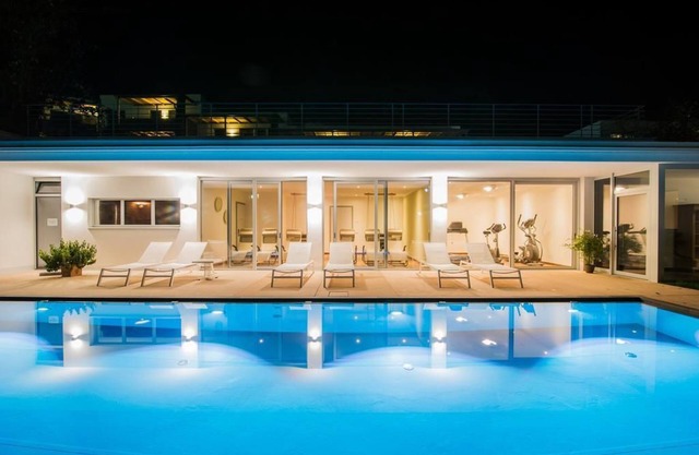 Hidalgo Suites & Restaurant