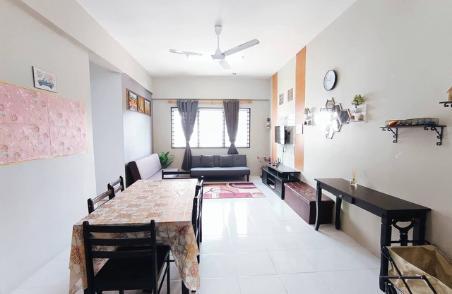 Casa de familia Hidanah Sutravilla