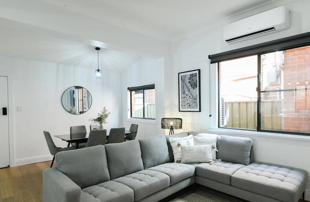 Hidden CBD Gem - Sleek & Stylish, Sleeps 5