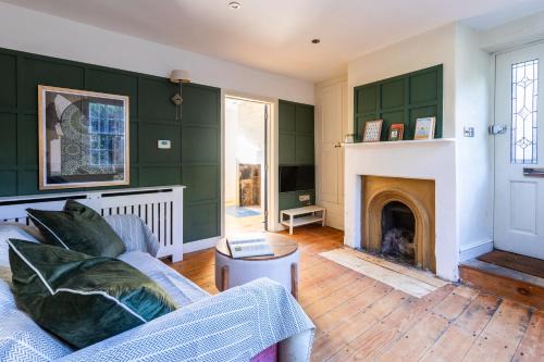 Hidden Central Cottage Retreat