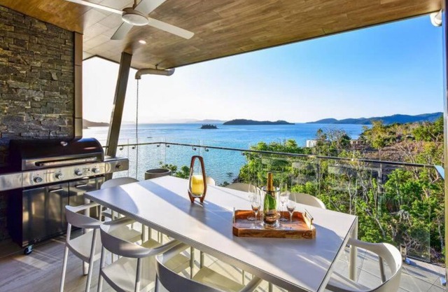Hidden Cove 17, Hamilton Island - - free buggy included