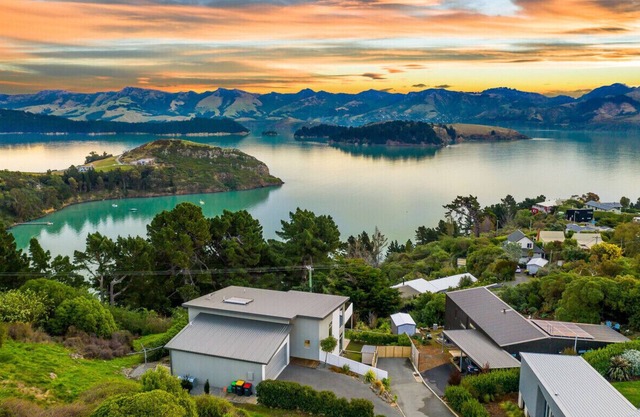 Hidden Gem at the backyard of Christchurch